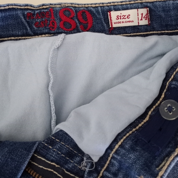 The Childrens Place Distressed Jean Skirt Girls Size 14 - Picture 12 of 15